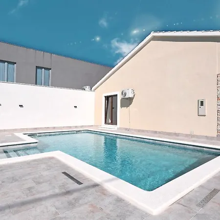 Attractive - Casa Nair Benkovac