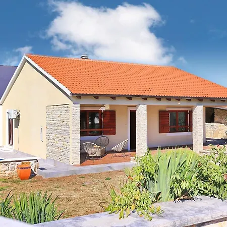 Attractive - Casa Nair