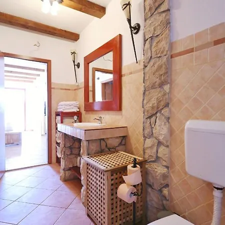 Vila Attractive - Casa Nair *