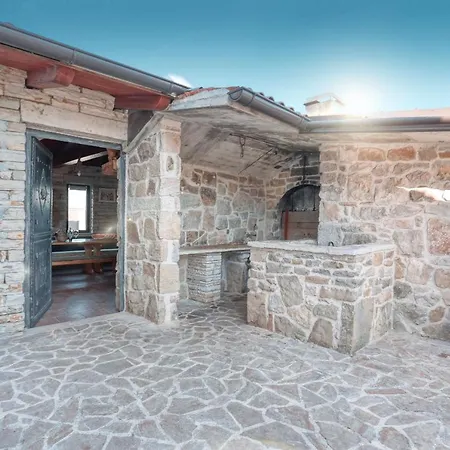 Attractive - Casa Nair Vila